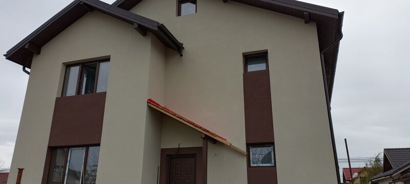 Berceni comuna, str. Primaverii, vila noua P+1, 4 camere